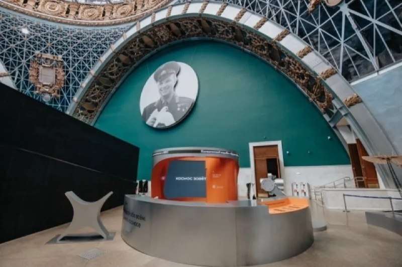 Новости - В Москве на ВДНХ открылась иммерсивная выставка «Космос зовет» В Москве на ВДНХ открылась иммерсивная выставка «Космос зовет» - новости