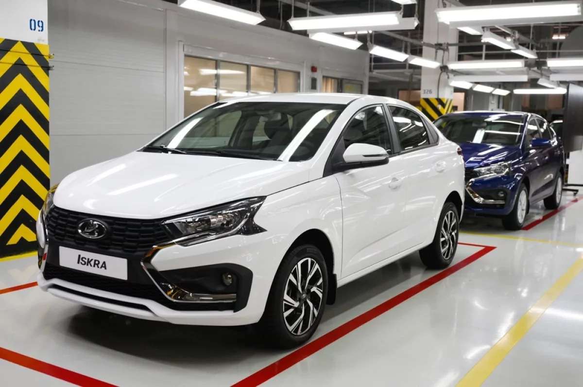 Логотип Renault на компонентах Lada Iskra