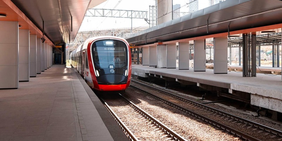 Петров получил романтический сюрприз от супруги в день рождения - новости