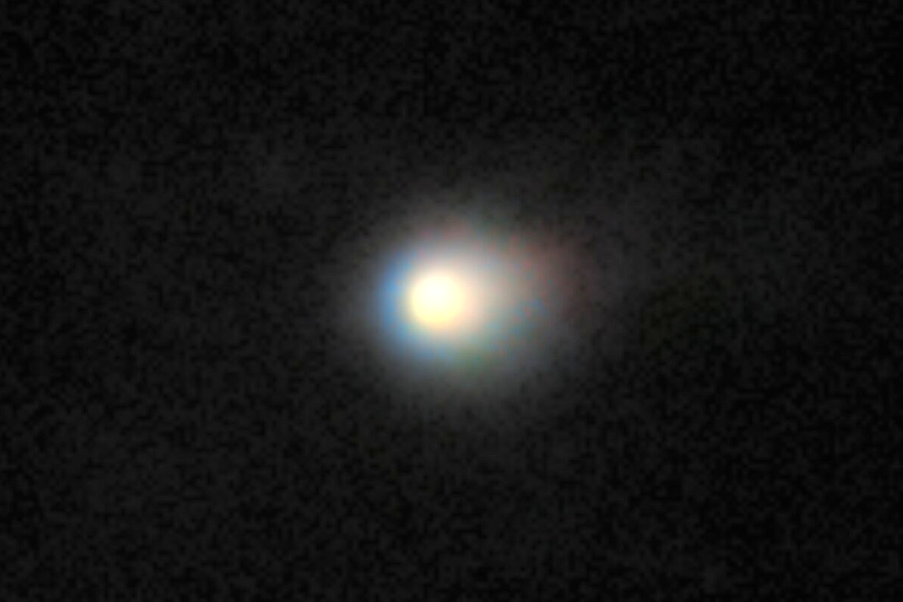 Новости - Космический кутюрье: Межзвездная комета 3I/ATLAS распушила редчайший «антихвост» перед Хабблом ☄️ новости